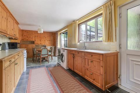 3 bedroom semi-detached house for sale, Chestnut Copse, Hurst Green, Oxted, Surrey, RH8
