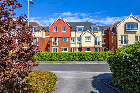 1 bedroom apartment for sale, Stuart Road, Highcliffe, Christchurch, Dorset, BH23
