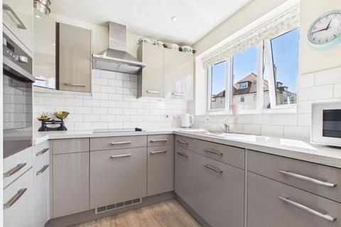 1 bedroom apartment for sale, Stuart Road, Highcliffe, Christchurch, Dorset, BH23