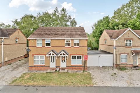 Semi-detached house - Lincolnshire LN6