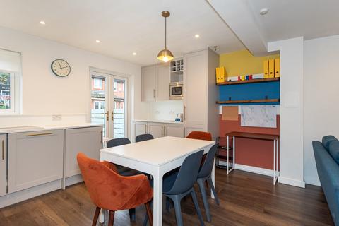 4 bedroom terraced house for sale, Steers Way, London SE16