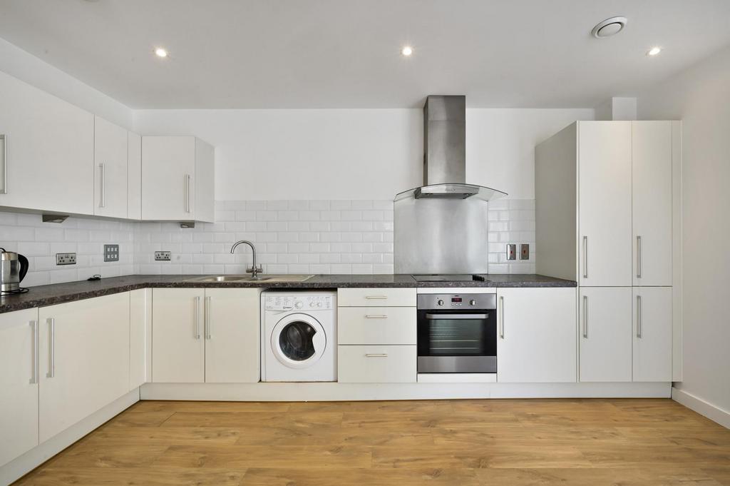 Apartment in London - View 5