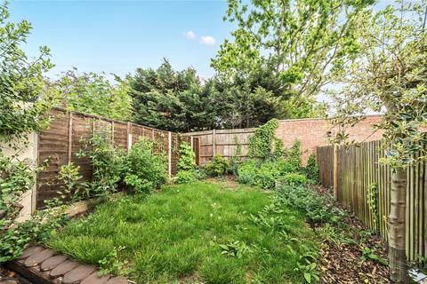 2 bedroom semi-detached house for sale, Park End, Bromley