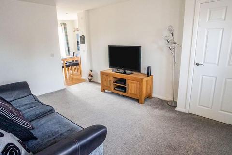 3 bedroom semi-detached house to rent, Kielder Drive, Waddington, LINCOLN