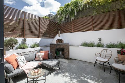 4 bedroom terraced house for sale, Oswyth Road, Camberwell, SE5