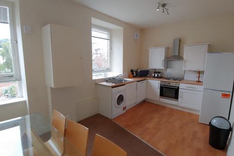 3 bedroom flat to rent, Milnbank Road, Dundee DD1