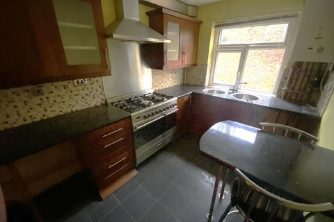 1 bedroom ground floor flat for sale, 168 Astley Close, Shaw OL2 7DH