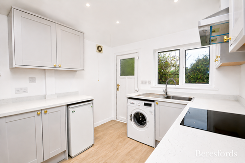 undefined, Roxwell Road, CM1