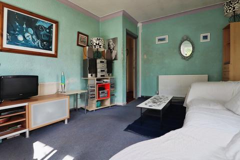 3 bedroom flat for sale, St. Fagans Rise, Cardiff