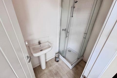 5 bedroom end of terrace house for sale, Church Street, Bolton BL3