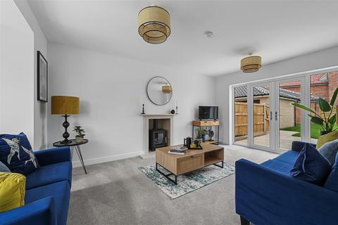 4 bedroom detached house for sale, Lawford Green, Manningtree