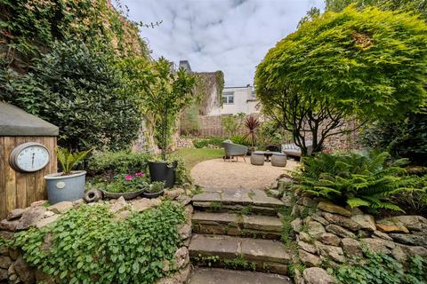 2 bedroom apartment for sale, Royal York Crescent, Clifton, Bristol, BS8