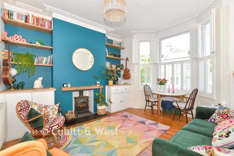 1 bedroom ground floor flat for sale, Springfield Road, Brighton, East Sussex