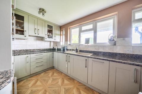 undefined, Meadway Court, The Ridings, Ealing W5