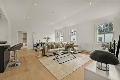 2 bedroom flat for sale, Belsize Lane, Belsize Park, NW3