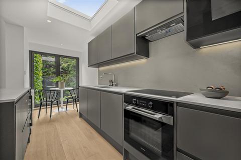 2 bedroom flat for sale, Belsize Lane, Belsize Park, NW3