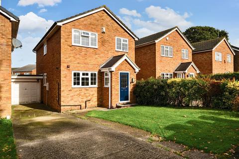 4 bedroom detached house for sale, Washington Drive, Windsor, SL4