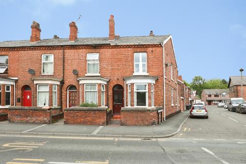 2 bedroom end of terrace house for sale, Station Road, NORTHWICH