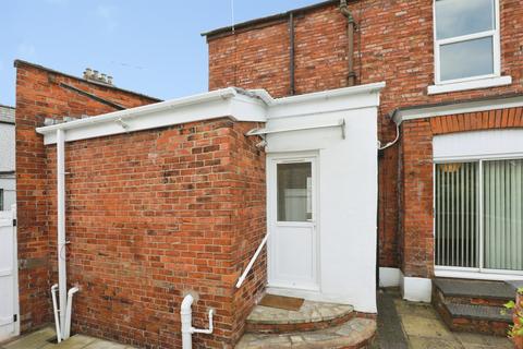 2 bedroom end of terrace house for sale, Station Road, NORTHWICH