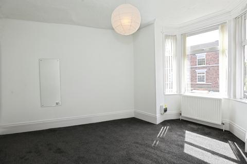 2 bedroom end of terrace house for sale, Station Road, NORTHWICH