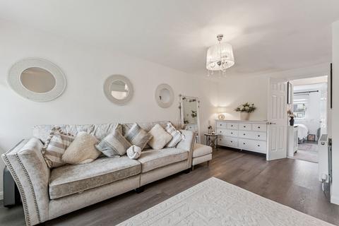 1 bedroom flat for sale, Grandtully Drive, Main Door, Kelvindale, Glasgow, G12 0DW