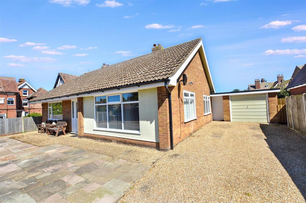 2 bedroom detached bungalow for sale in Cromer on OnTheMarket