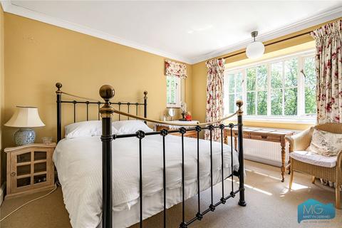 undefined, Friary Road, North Finchley, London, N12
