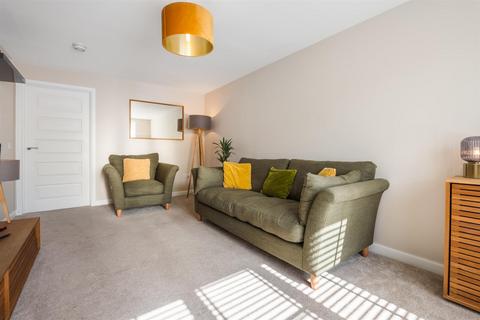 4 bedroom detached house for sale, Newtonmore Drive, Kirkcaldy