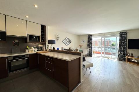 2 bedroom apartment for sale, Squire Court , Maritime Quarter, Swansea, SA1