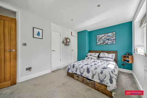2 bedroom flat for sale, Broadhurst Gardens, London, NW6