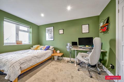 2 bedroom flat for sale, Broadhurst Gardens, London, NW6