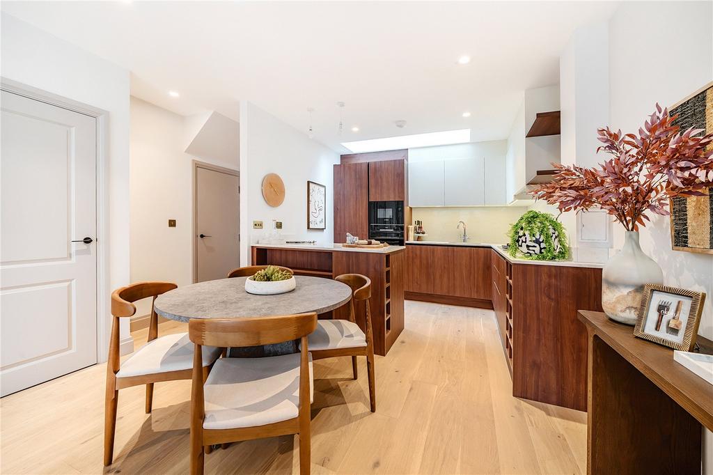 Reception/Kitchen