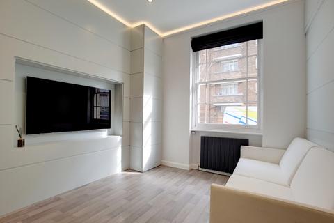 Studio to rent, Aylesford Street, Pimlico