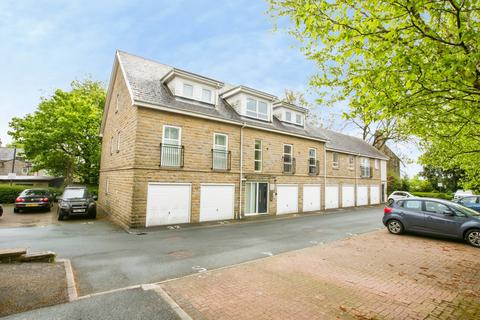 2 bedroom flat for sale, Albert Promenade, Halifax, West Yorkshire, HX3