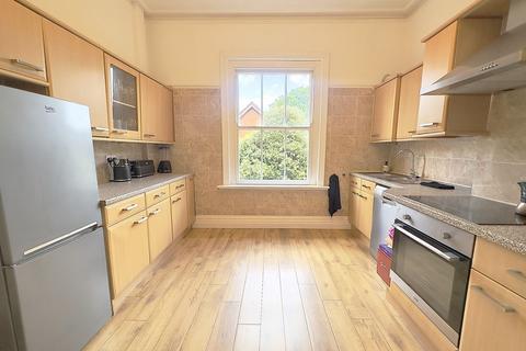 2 bedroom apartment for sale, Brunstead Road, Branksome Gardens, Poole, BH12