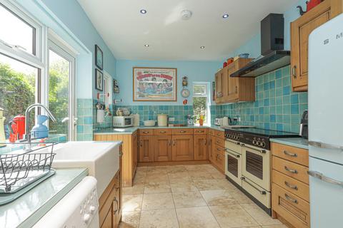 7 bedroom semi-detached house for sale, Dickens Road, Broadstairs, Kent, CT10