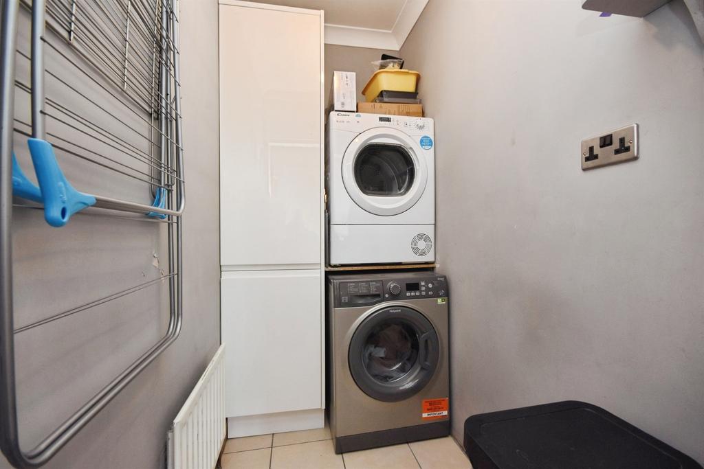 Utility room, utility