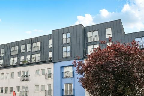 2 bedroom apartment for sale, New Zealand Avenue, Walton-On-Thames, Surrey, KT12