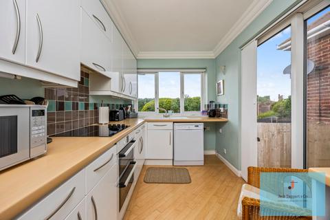 2 bedroom detached bungalow for sale, Charles Close, Hove