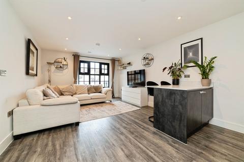 Bircherley Green, HERTFORD