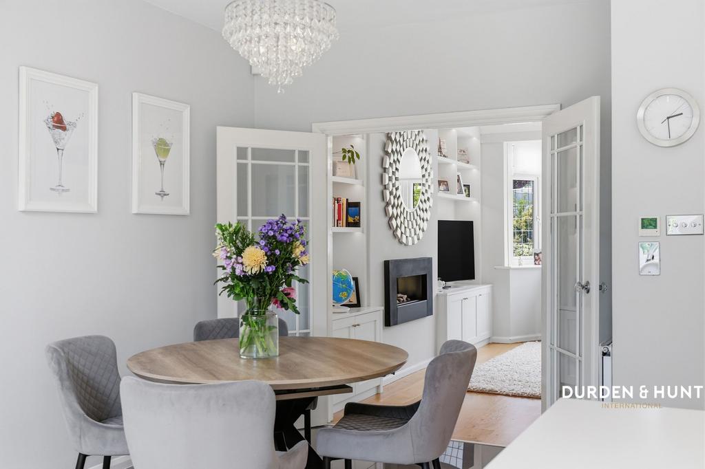 Dining room, fireplace