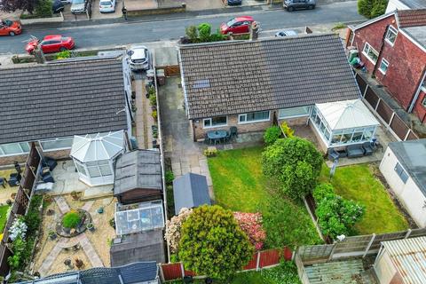 2 bedroom semi-detached bungalow for sale, Porlock Avenue, Sutton Leach, WA9