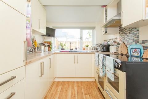 4 bedroom semi-detached house for sale, Pier Avenue, Herne Bay, Kent, CT6