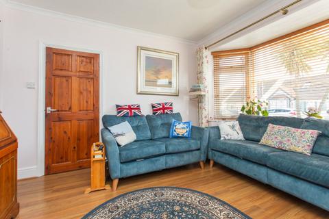 4 bedroom semi-detached house for sale, Pier Avenue, Herne Bay, Kent, CT6