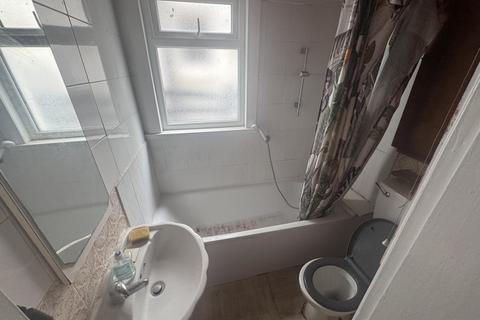undefined, London SE25