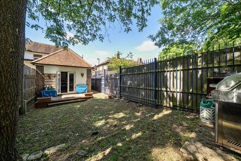 2 bedroom apartment for sale, Churchdown, Bromley