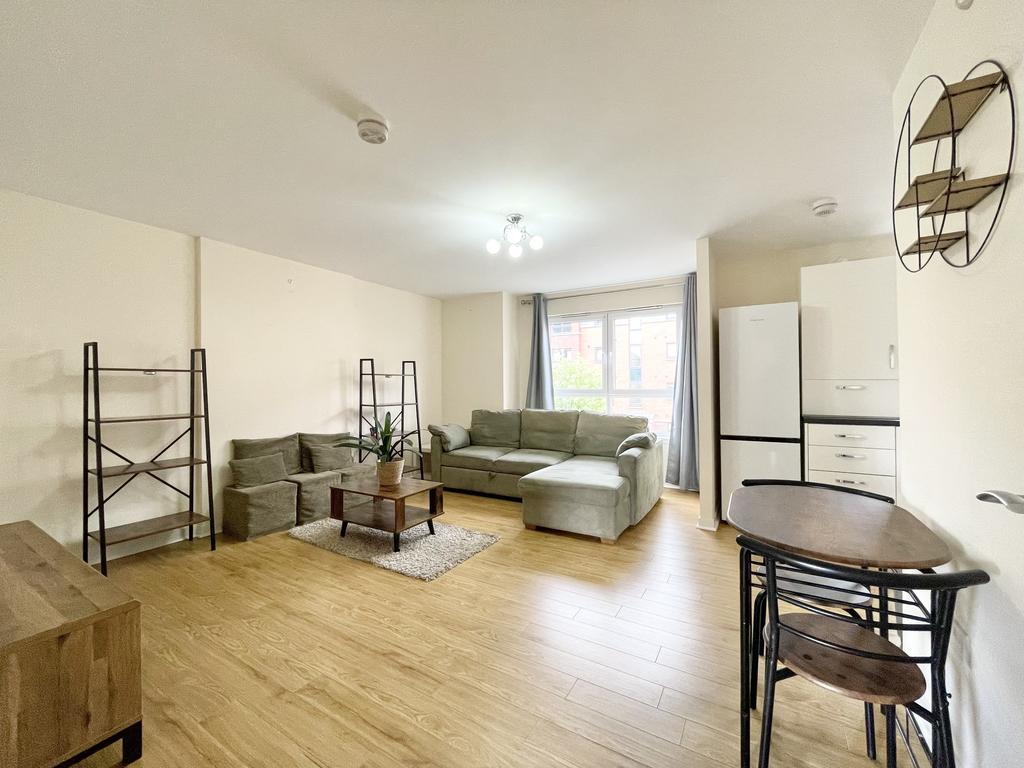 2 bedroom apartment to rent - View 2