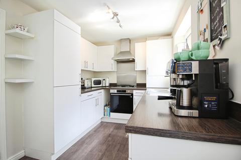 3 bedroom semi-detached house for sale, Marsden Avenue, Ossett, WF5