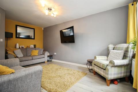 3 bedroom semi-detached house for sale, Marsden Avenue, Ossett, WF5