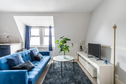 1 bedroom flat to rent, Streatham High Road London SW16